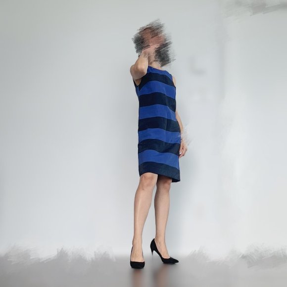 Banana Republic Striped Dress: Sleek & Chic - Size 00 - Picture 5 of 8